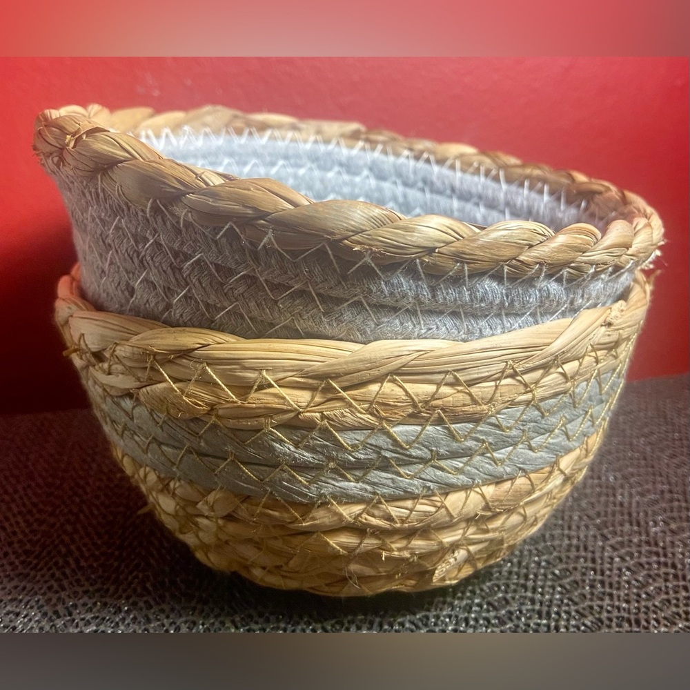 Handwoven Gray and Tan Basket Set 6”